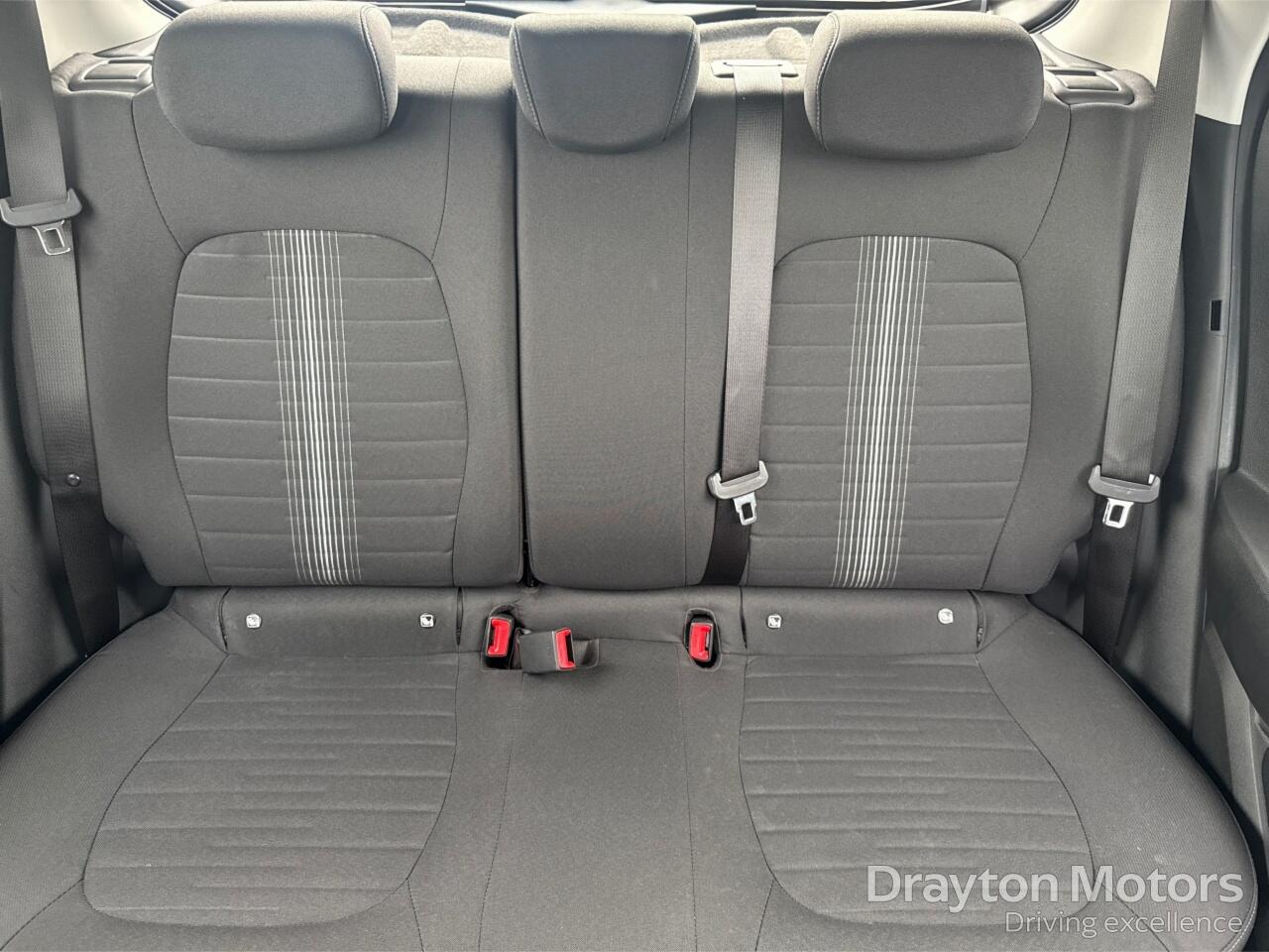 Used Hyundai i10 2023 for sale - 77523789: Photo 35