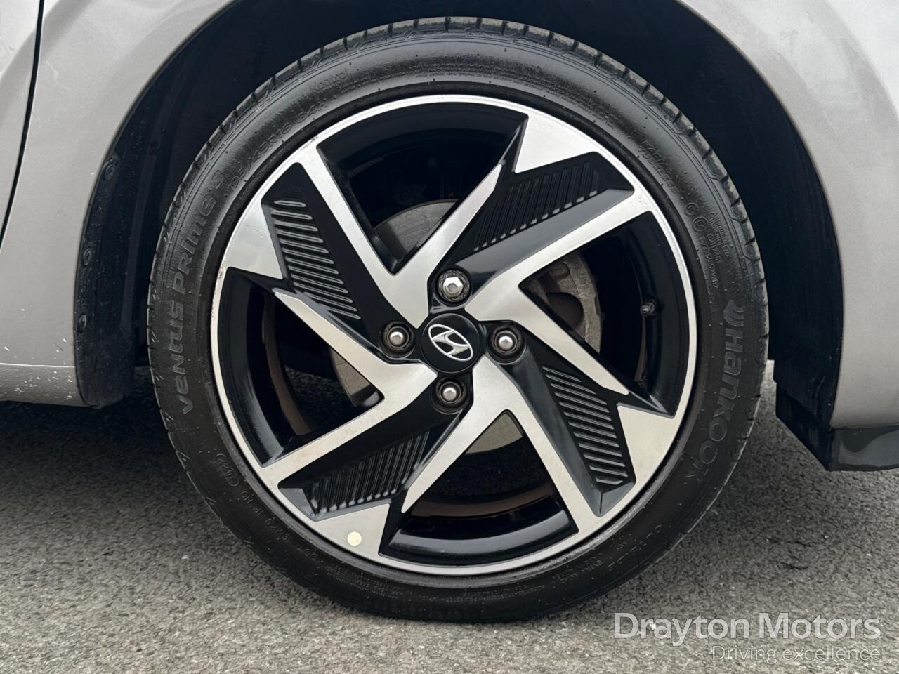 Used Hyundai i10 2023 for sale - 77523789: Photo 40