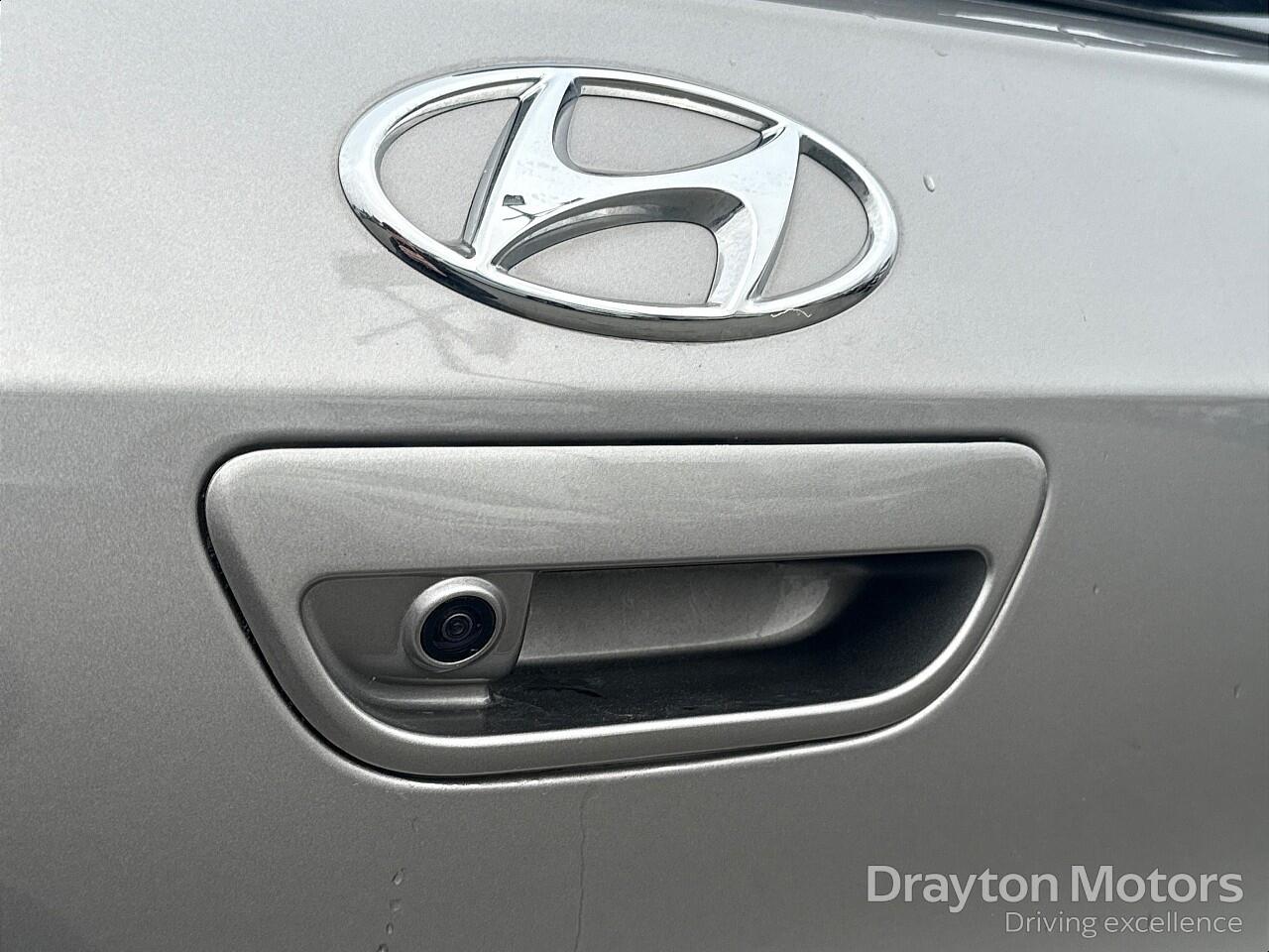Used Hyundai i10 2023 for sale - 77523789: Photo 51