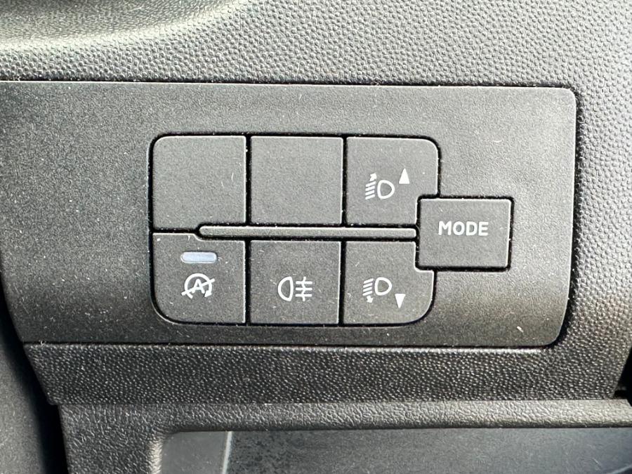 Vehicle 33