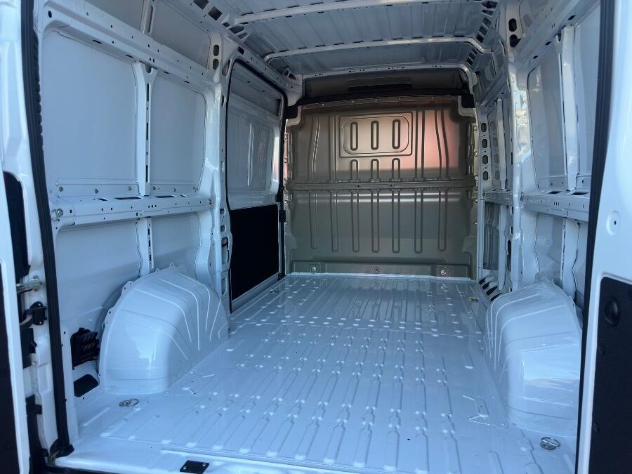 Used Vauxhall Movano 2025 for sale - 77345043: Photo 4