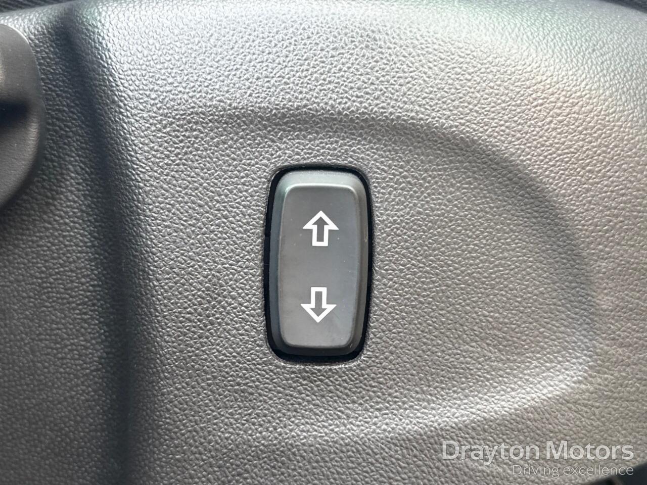 Used Vauxhall Crossland for sale - 78157502: Photo 34