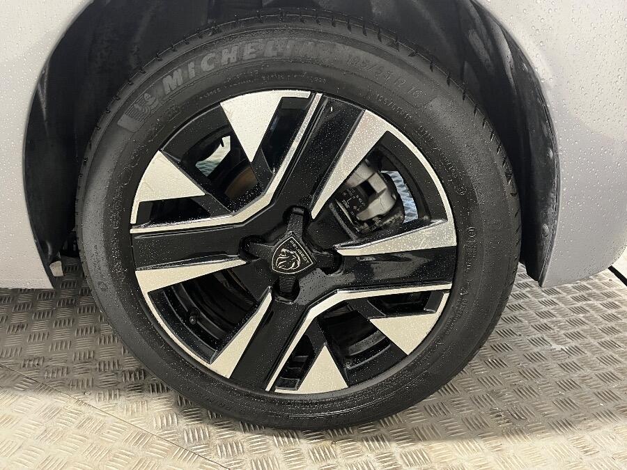 Used Peugeot 208 2025 for sale - 77320410: Photo 9