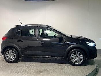 Used Dacia Sandero Stepway 2024 for sale - 76247303: Photo