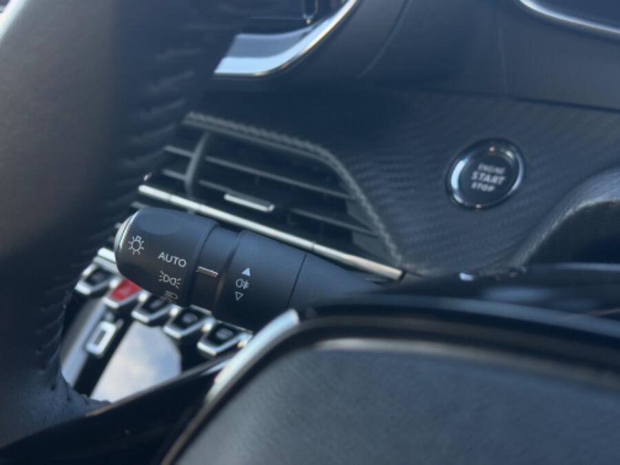 Used Peugeot 2008 2024 for sale - 77345488: Photo 11