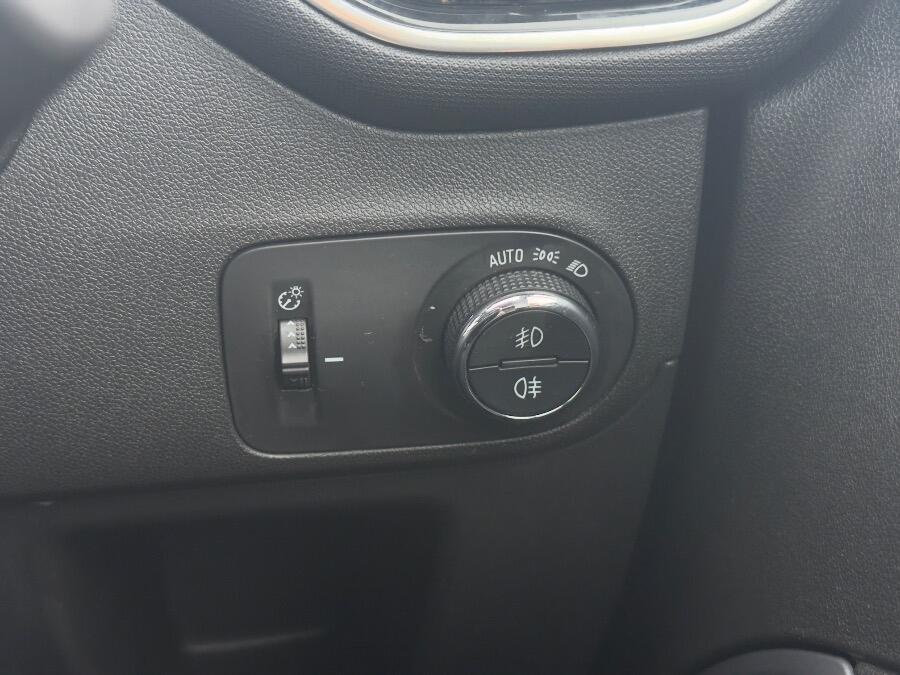 Used Vauxhall Crossland 2022 for sale - 77538138: Photo 11