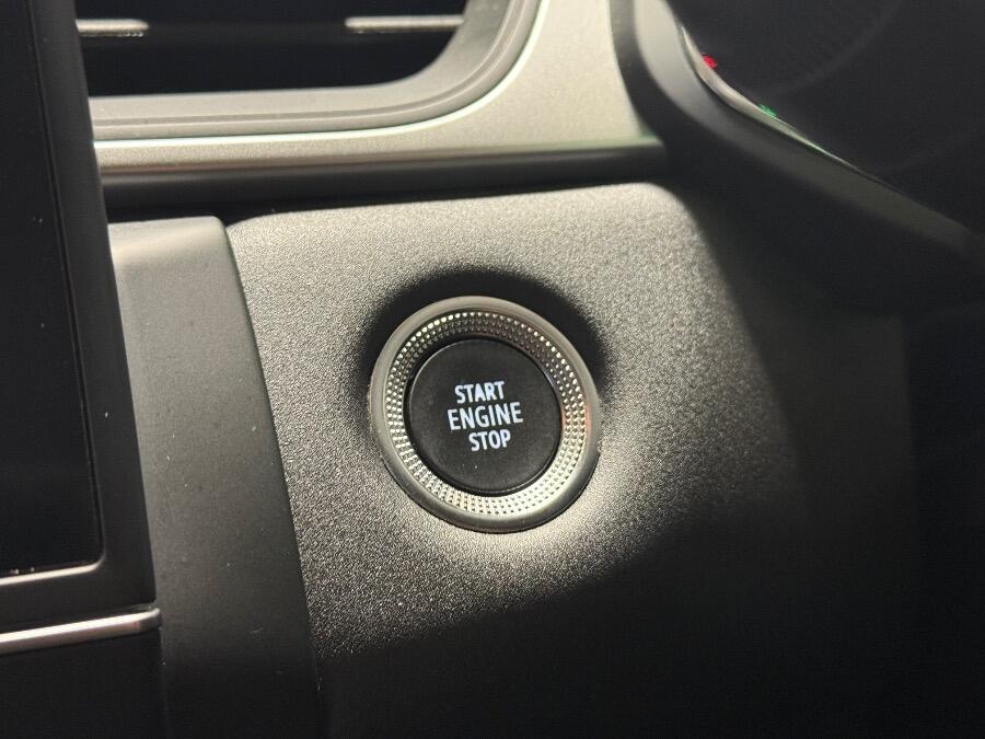 Used Renault Captur 2022 for sale - 76327132: Photo 24