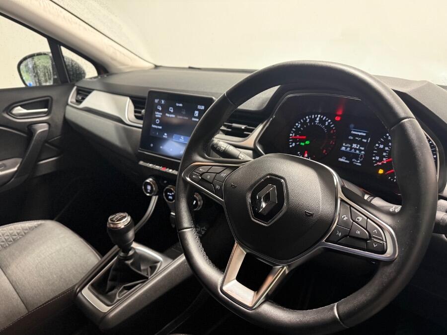 Used Renault Captur 2022 for sale - 76327132: Photo 29