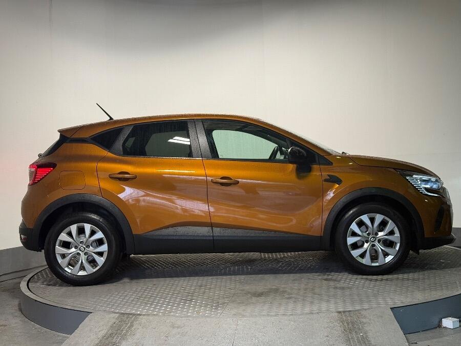 Used Renault Captur 2022 for sale - 76327132: Photo 3