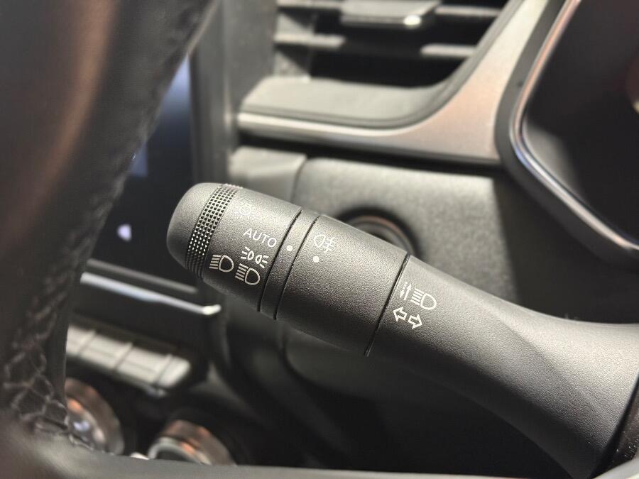 Used Renault Captur 2022 for sale - 76327132: Photo 30