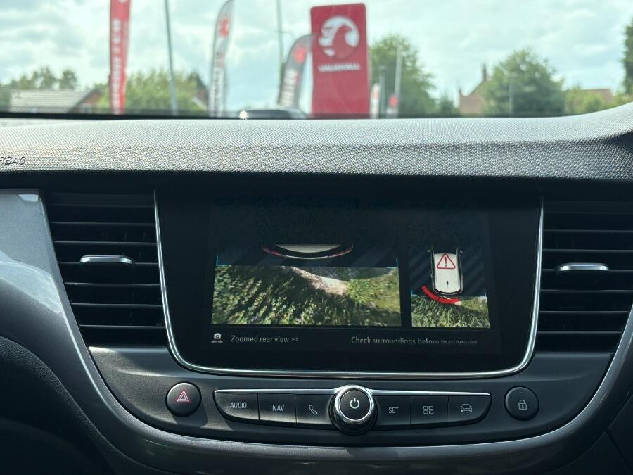 Used Vauxhall Crossland 2022 for sale - 77143932: Photo 3