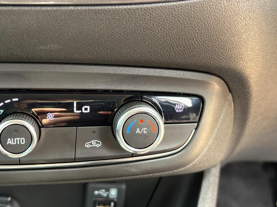 Used Vauxhall Crossland 2022 for sale - 77143932: Photo 42