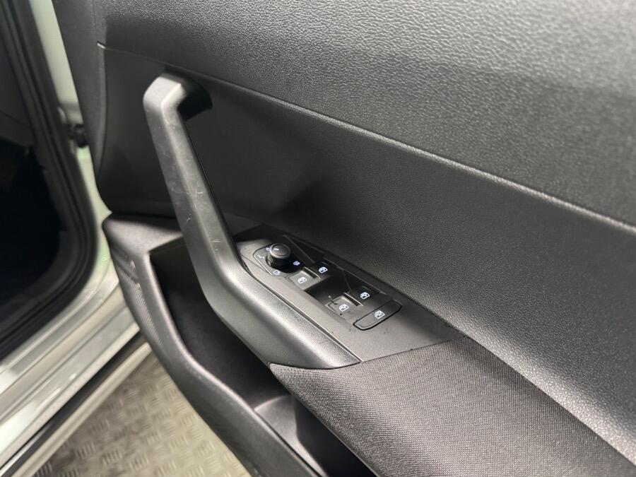 Used Volkswagen Taigo 2023 for sale - 76327248: Photo 23