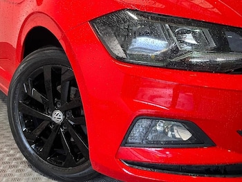 Used Volkswagen Polo 2018 for sale - 76227466: Photo