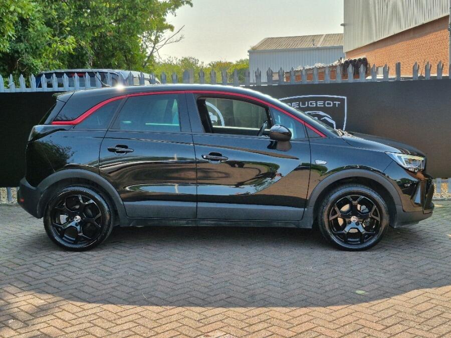 Used Vauxhall Crossland 2023 for sale - 77330609: Photo 2