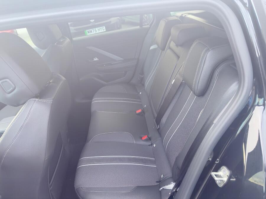 Used Vauxhall Astra 2025 for sale - 76473444: Photo 11