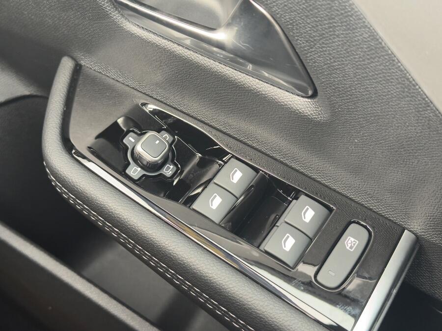 Used Vauxhall Astra 2025 for sale - 76473444: Photo 13