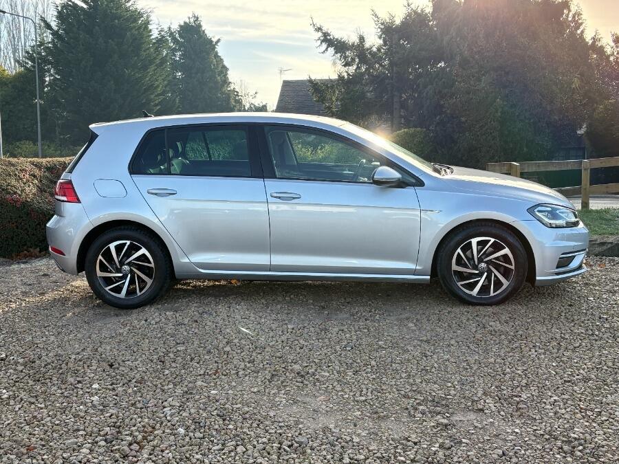 Used Volkswagen Golf 2020 for sale - 76753079: Photo 10