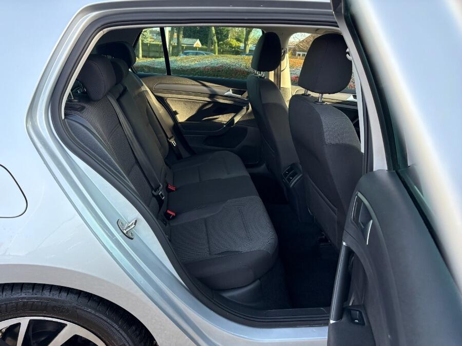 Used Volkswagen Golf 2020 for sale - 76753079: Photo 24