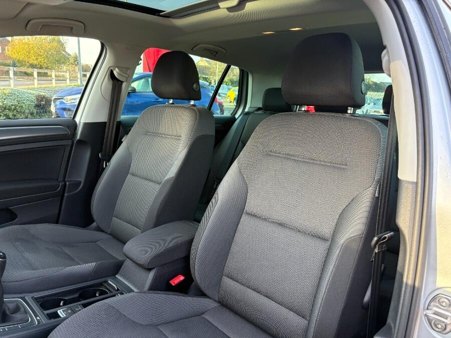 Used Volkswagen Golf 2020 for sale - 76753079: Photo 29