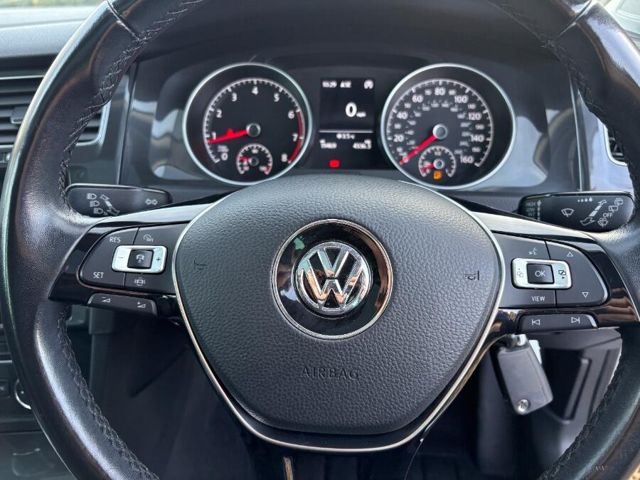 Used Volkswagen Golf 2020 for sale - 76753079: Photo 33