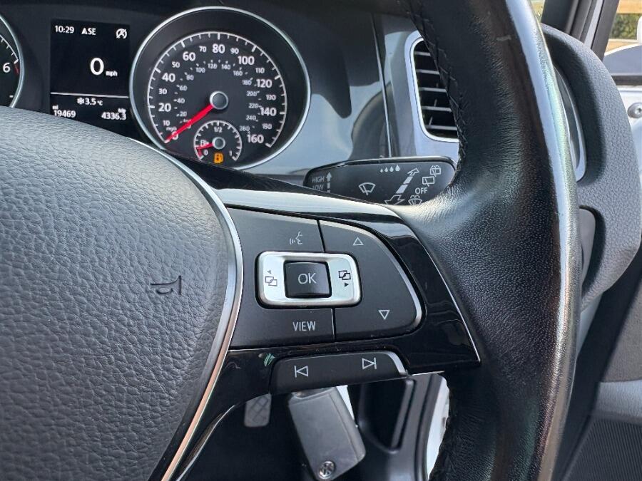 Used Volkswagen Golf 2020 for sale - 76753079: Photo 37