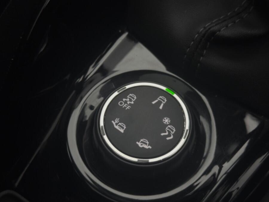 Used Peugeot 2008 2018 for sale - 76441376: Photo 19