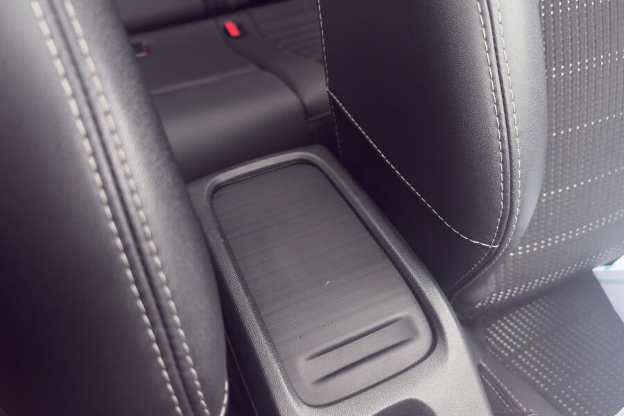 Used Peugeot 2008 2018 for sale - 76441376: Photo 21