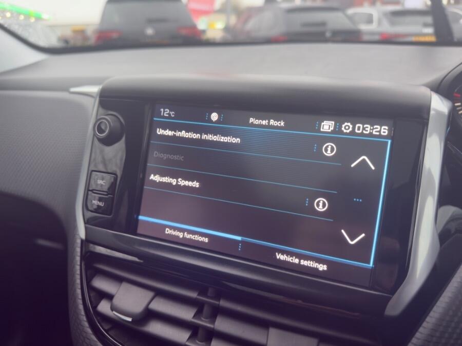 Used Peugeot 2008 2018 for sale - 76441376: Photo 5