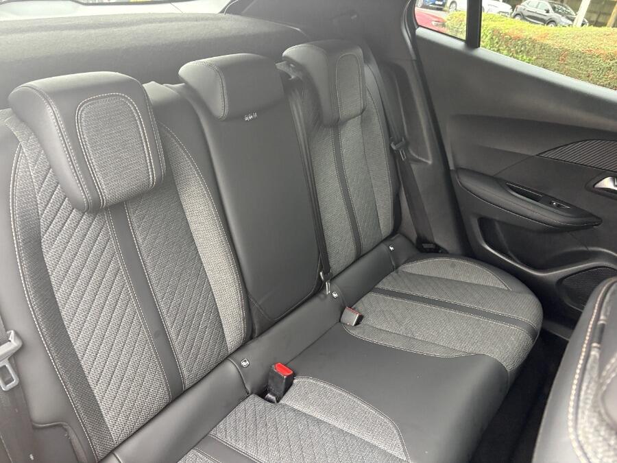 Used Peugeot 2008 2025 for sale - 76408536: Photo 24