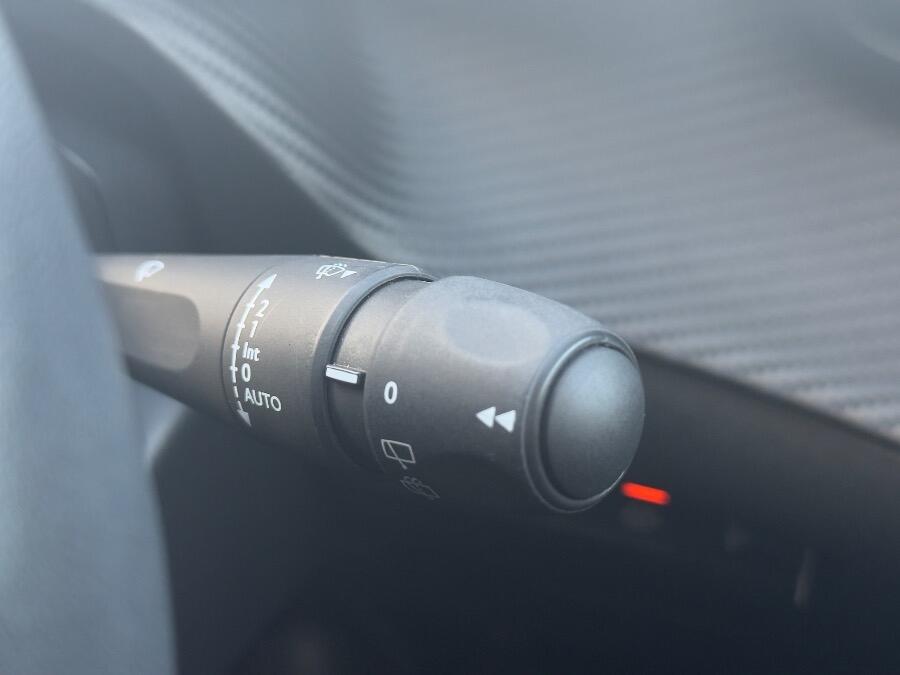 Used Peugeot 208 2023 for sale - 77320435: Photo 15