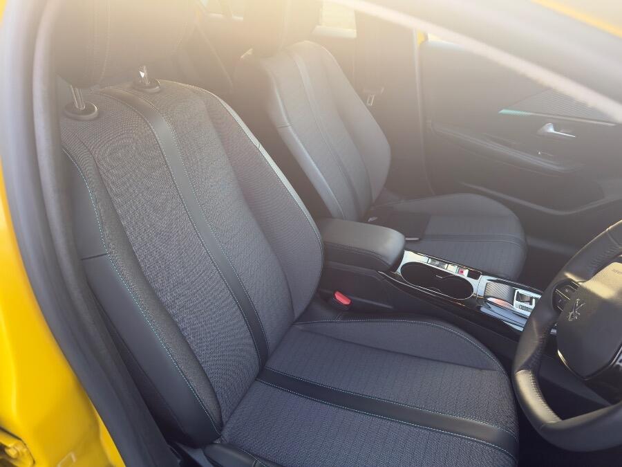 Used Peugeot 208 2023 for sale - 77320435: Photo 8