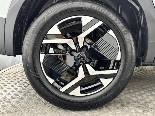 Used Peugeot 2008 2025 for sale - 76189910: Photo 10