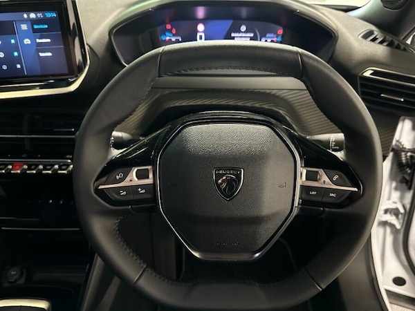 Used Peugeot 2008 2025 for sale - 76189910: Photo 34