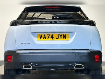 Used Peugeot 2008 2025 for sale - 76189910: Photo 4