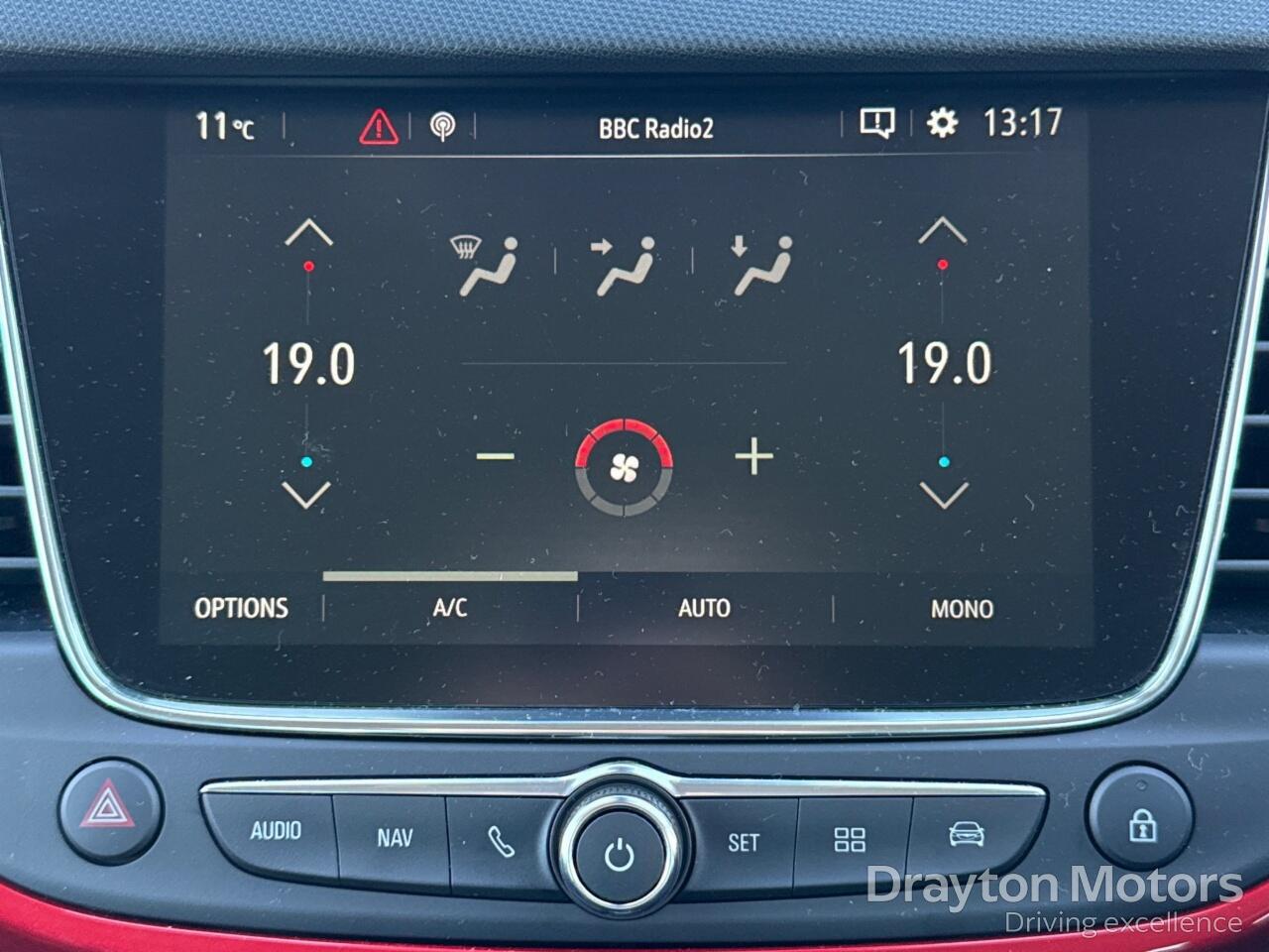 Used Vauxhall Crossland for sale - 78116218: Photo 25