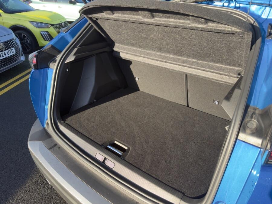 Used Peugeot 2008 2024 for sale - 77320234: Photo 13