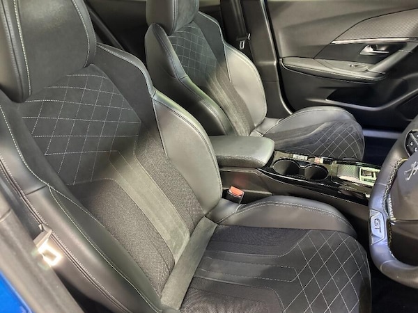 Used Peugeot 2008 2023 for sale - 76083939: Photo 11