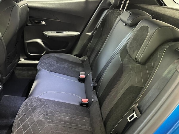 Used Peugeot 2008 2023 for sale - 76083939: Photo 16