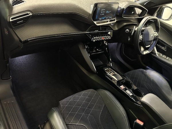 Used Peugeot 2008 2023 for sale - 76083939: Photo 18