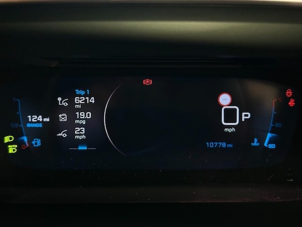 Used Peugeot 2008 2023 for sale - 76083939: Photo 38