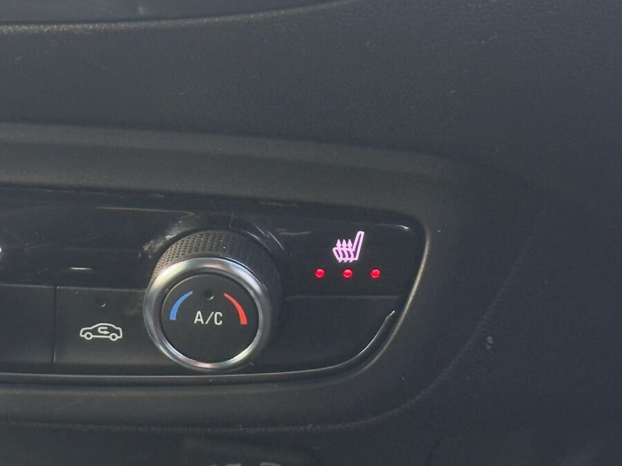 Used Vauxhall Crossland 2022 for sale - 77331570: Photo 11