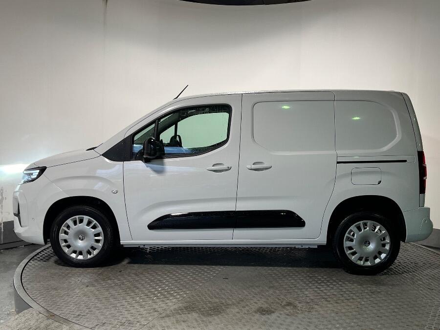 Used Vauxhall Combo 2025 for sale - 76227295: Photo 9