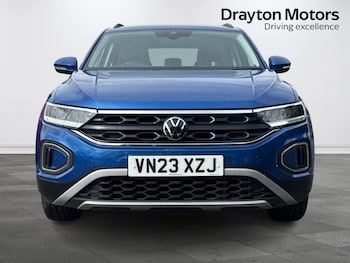 Used Volkswagen T-Roc 2023 for sale - 79348492: Photo
