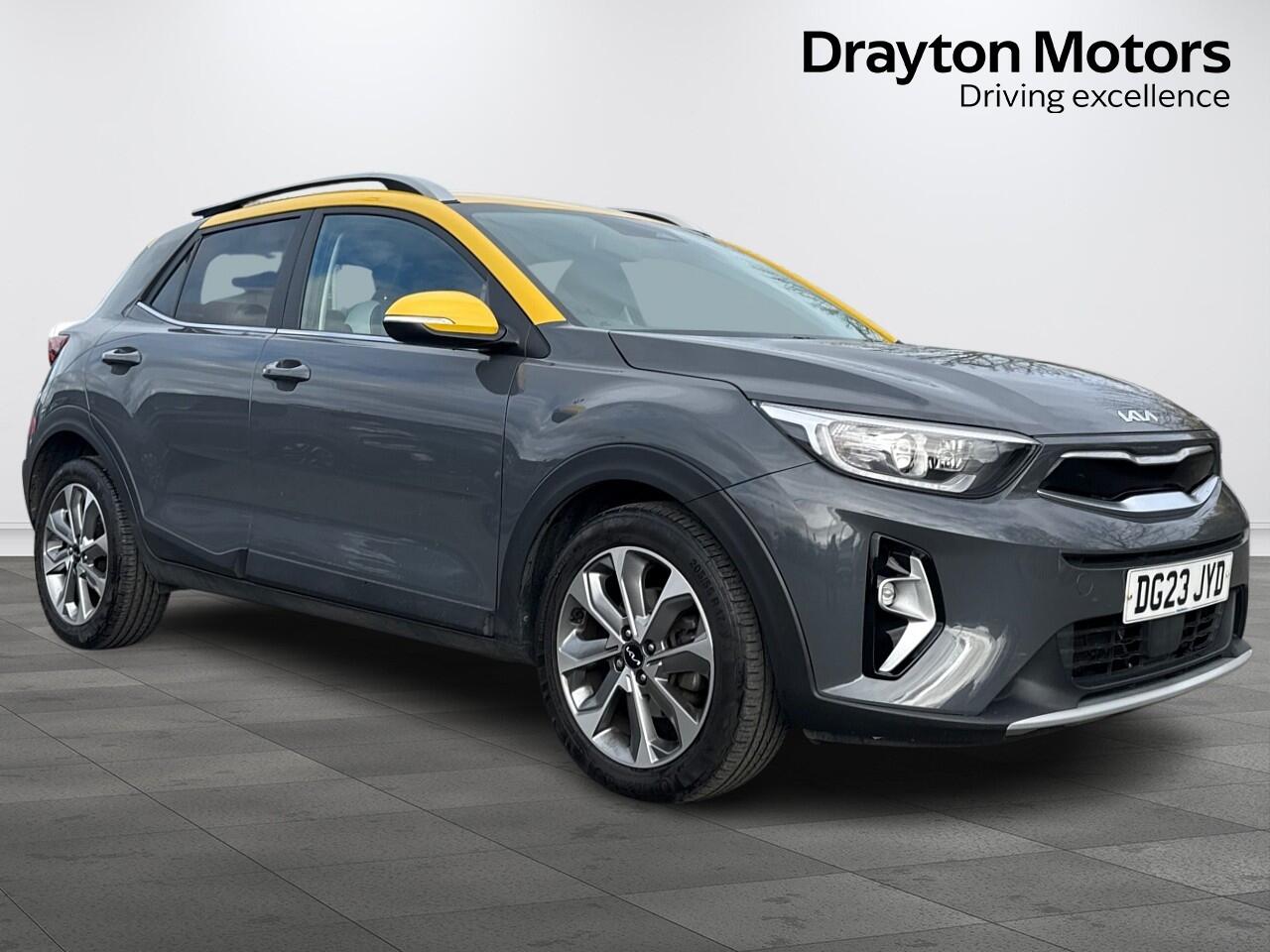 Used Kia Stonic 2023 for sale - 78019804: Photo 1