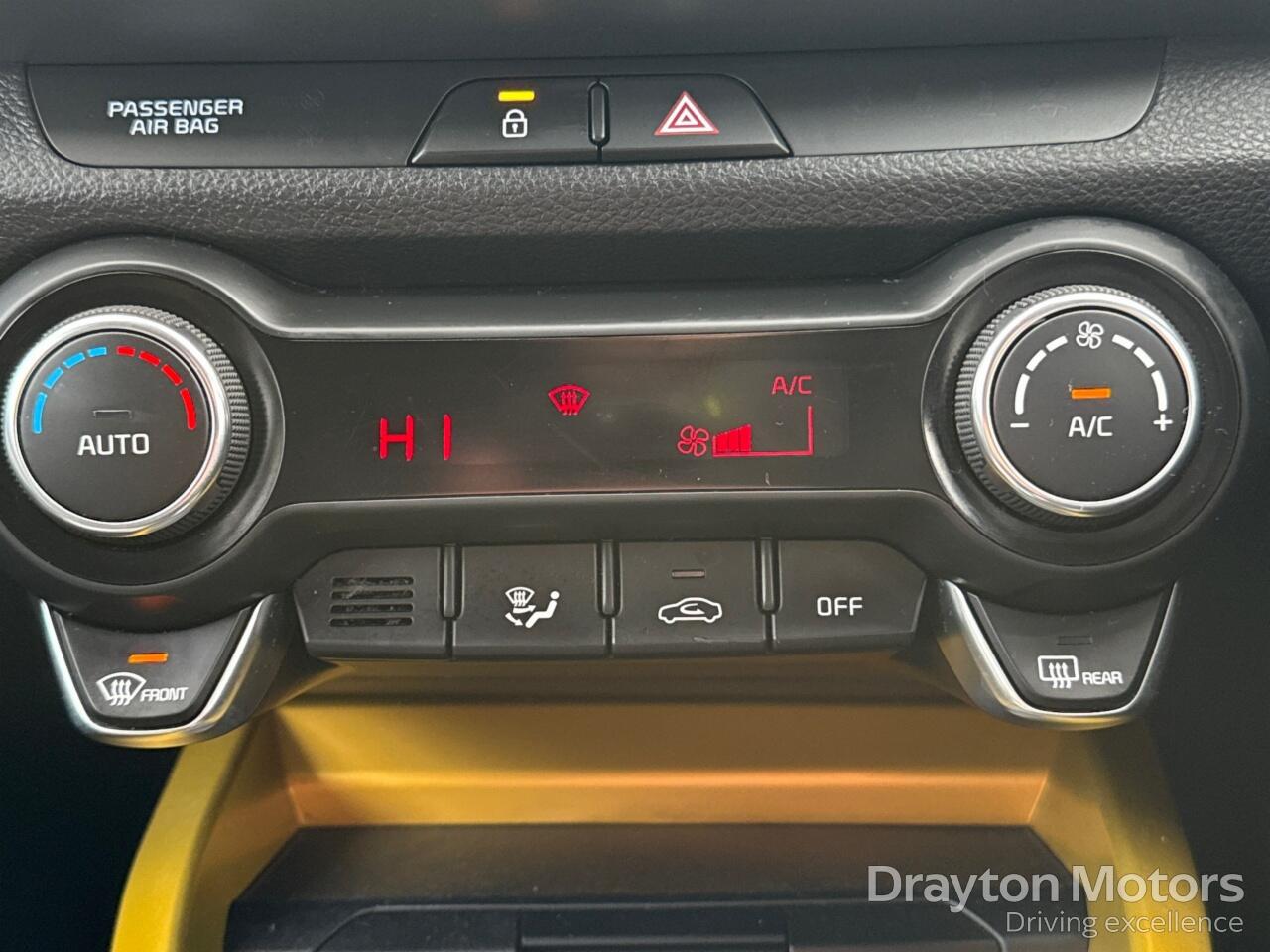 Used Kia Stonic 2023 for sale - 78019804: Photo 25