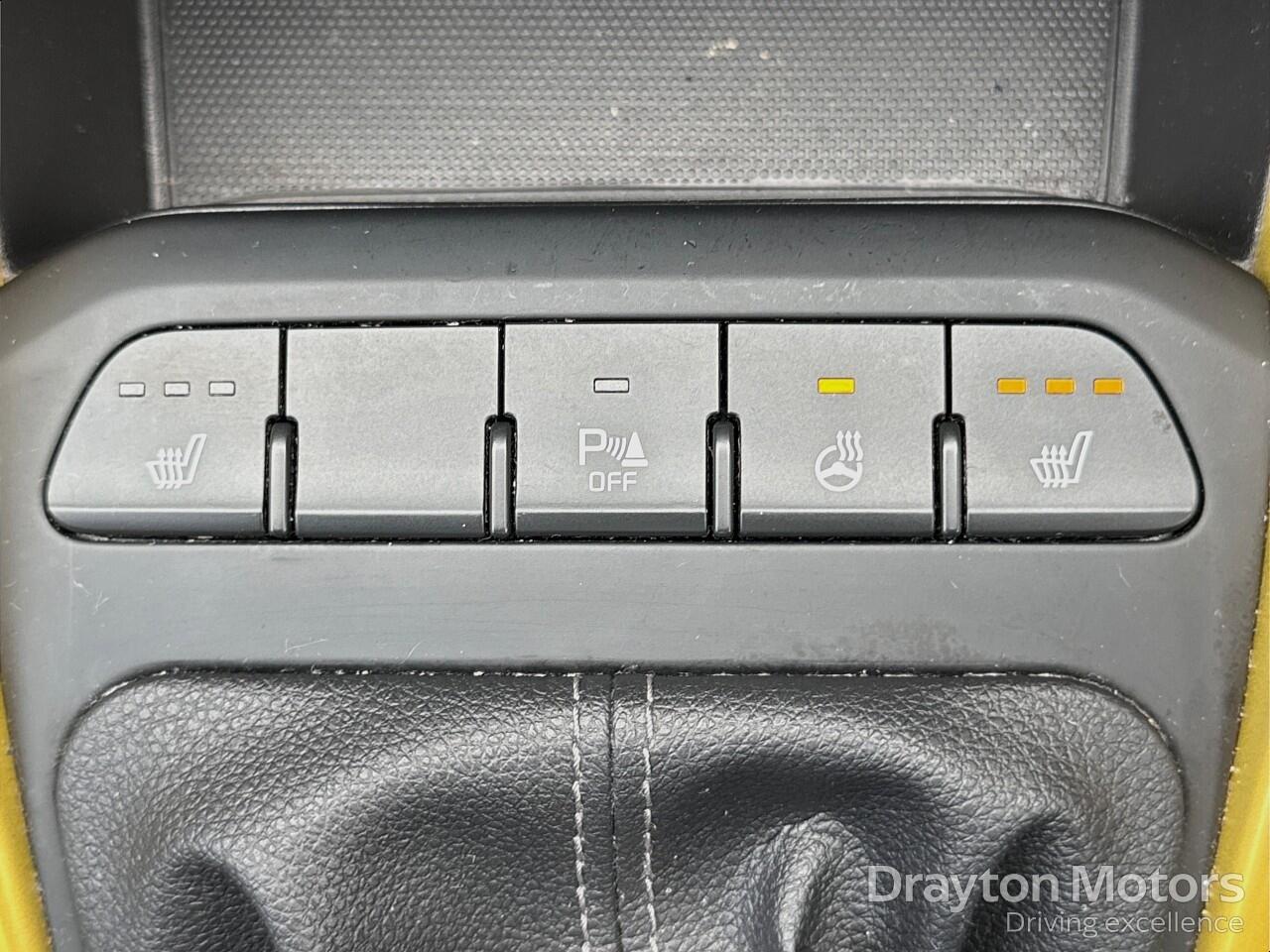 Used Kia Stonic 2023 for sale - 78019804: Photo 28