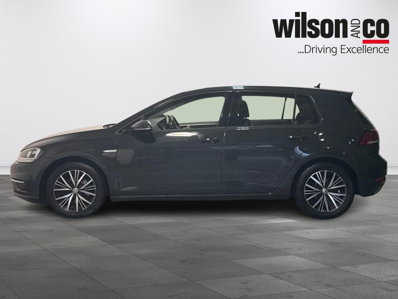 Used Volkswagen Golf 2018 for sale - 77331847: Photo 6