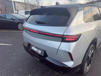 Used Vauxhall Grandland 2025 for sale - 76657597: Photo