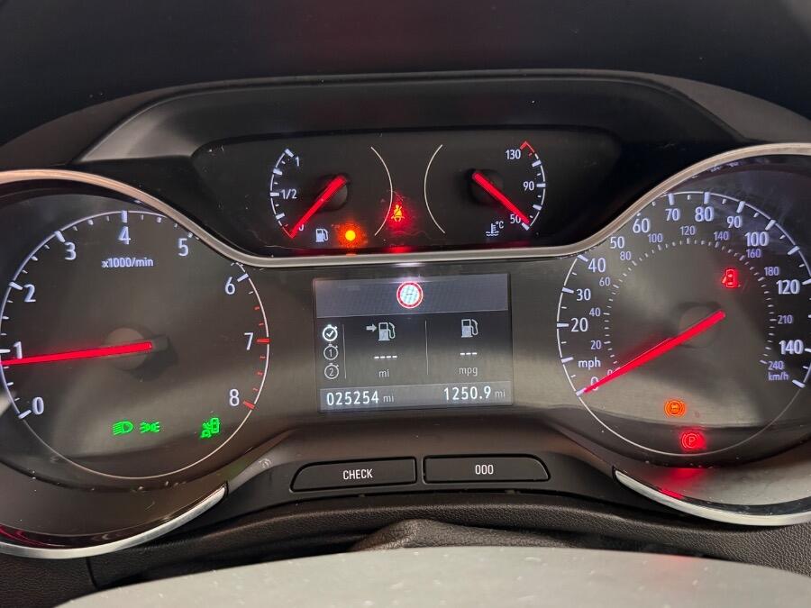 Used Vauxhall Crossland 2022 for sale - 76247396: Photo 36